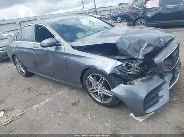 WDDZF4JB4HA101129 2017 MERCEDES-BENZ E-KLASSE - Image 1