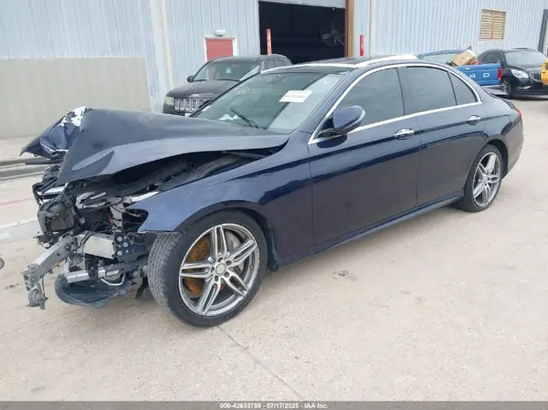 WDDZF4JB4HA196226 2017 MERCEDES-BENZ E-KLASSE - Image 2