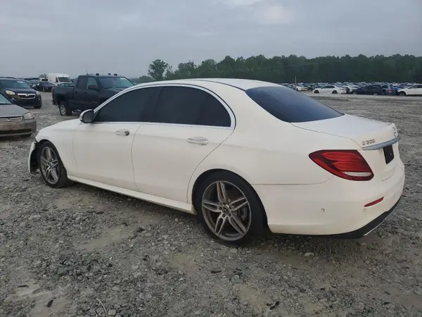 WDDZF4JB4JA321490 2018 MERCEDES-BENZ E-KLASSE - Image 2