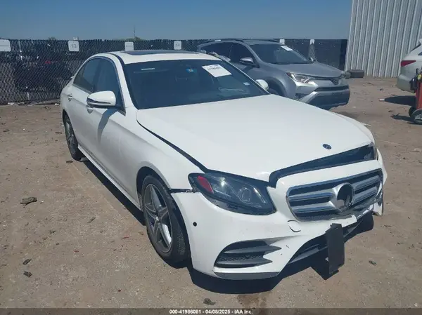 WDDZF4JB4JA370821 2018 MERCEDES-BENZ E-KLASSE - Image 1