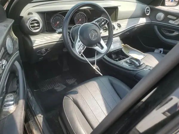 WDDZF4JB4KA512604 2019 MERCEDES-BENZ E-KLASSE - Image 8