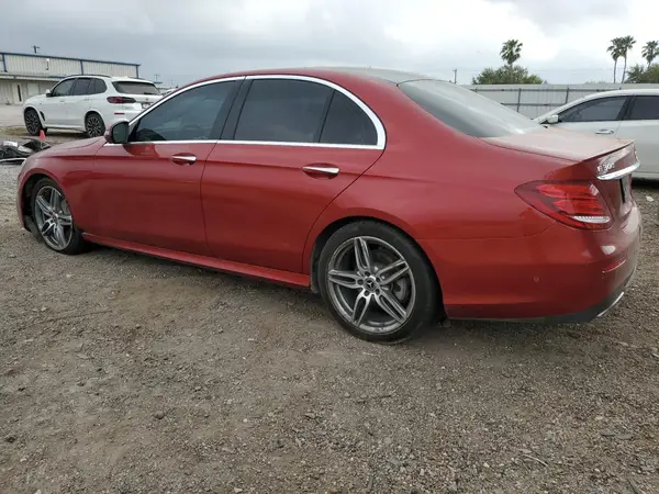 WDDZF4JB4KA518483 2019 MERCEDES-BENZ E-KLASSE - Image 2