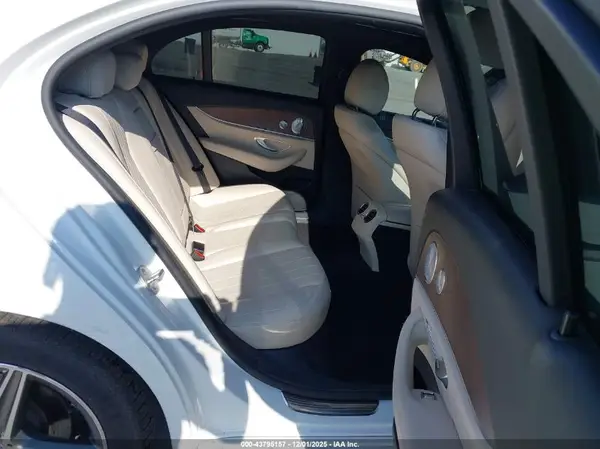 WDDZF4JB5HA007809 2017 MERCEDES-BENZ E-KLASSE - Image 8