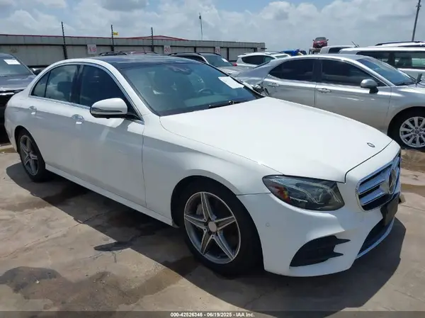 WDDZF4JB5HA011651 2017 MERCEDES-BENZ E-KLASSE - Image 1
