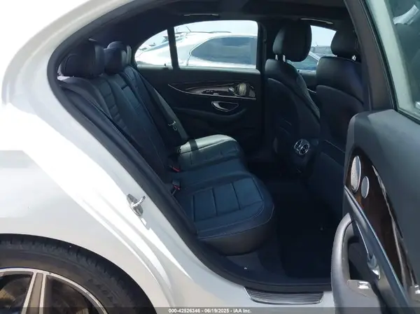 WDDZF4JB5HA011651 2017 MERCEDES-BENZ E-KLASSE - Image 8
