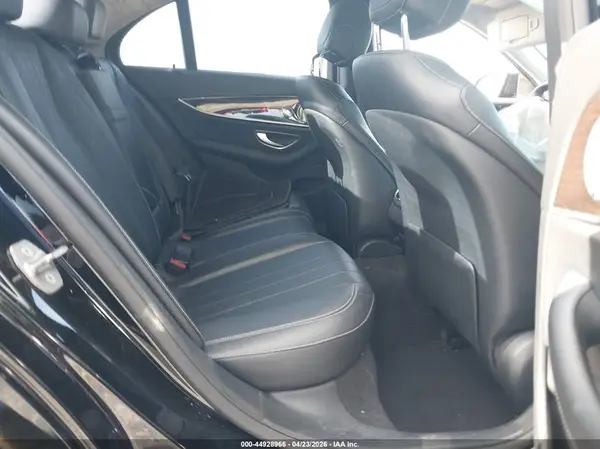 WDDZF4JB5HA047484 2017 MERCEDES-BENZ E-KLASSE - Image 8