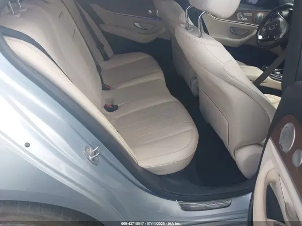 WDDZF4JB5HA049722 2017 MERCEDES-BENZ E-KLASSE - Image 8