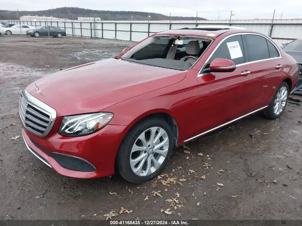 WDDZF4JB5HA067220 2017 MERCEDES-BENZ E-KLASSE - Image 2