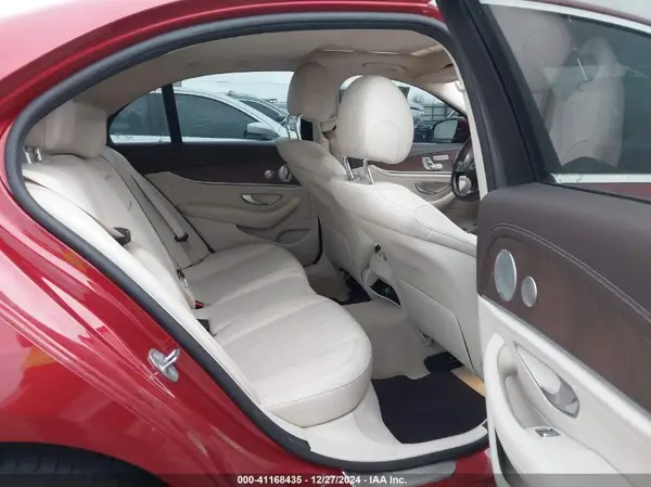 WDDZF4JB5HA067220 2017 MERCEDES-BENZ E-KLASSE - Image 8