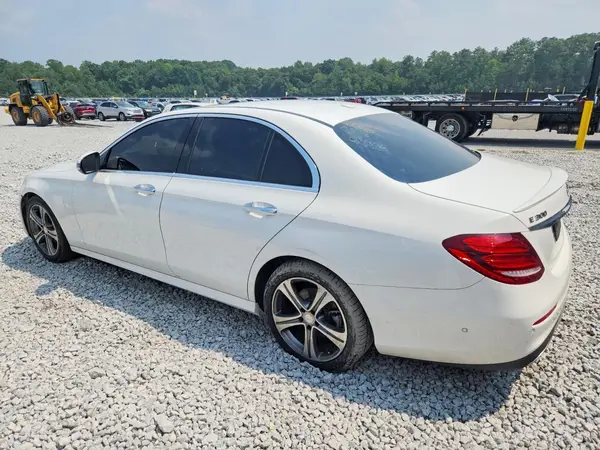 WDDZF4JB5HA074376 2017 MERCEDES-BENZ E-KLASSE - Image 2