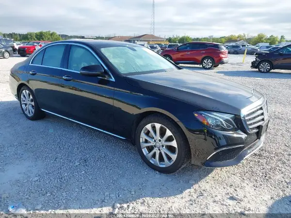WDDZF4JB5HA078007 2017 MERCEDES-BENZ E-KLASSE - Image 1