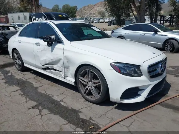 WDDZF4JB5HA137377 2017 MERCEDES-BENZ E-KLASSE - Image 1