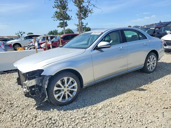 WDDZF4JB5HA175627 2017 MERCEDES-BENZ E-KLASSE - Image 1