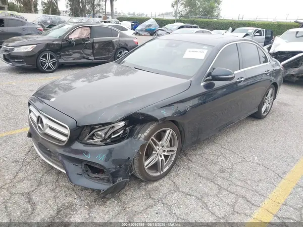 WDDZF4JB5HA178558 2017 MERCEDES-BENZ E-KLASSE - Image 2