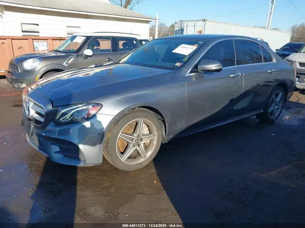 WDDZF4JB5HA230206 2017 MERCEDES-BENZ E-KLASSE - Image 2