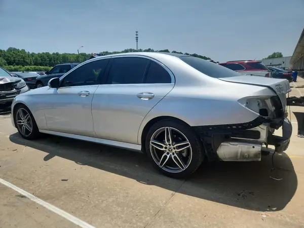 WDDZF4JB5HA236605 2017 MERCEDES-BENZ E-KLASSE - Image 2