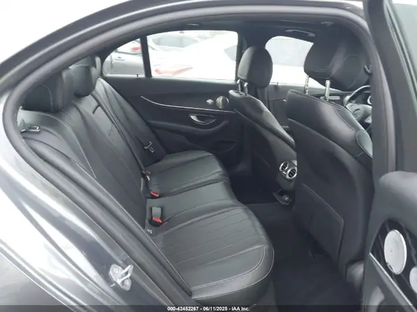 WDDZF4JB5HA286775 2017 MERCEDES-BENZ E-KLASSE - Image 8