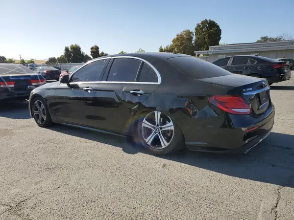 WDDZF4JB5HA290714 2017 MERCEDES-BENZ E-KLASSE - Image 2