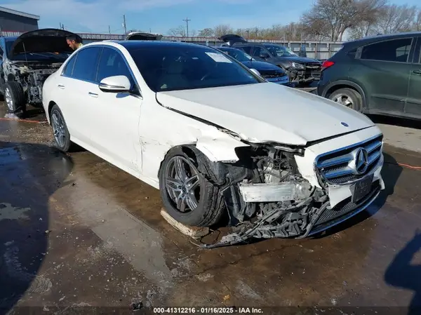 WDDZF4JB5JA356152 2018 MERCEDES-BENZ E-KLASSE - Image 1
