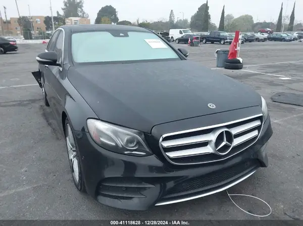 WDDZF4JB5JA366132 2018 MERCEDES-BENZ E-KLASSE - Image 1