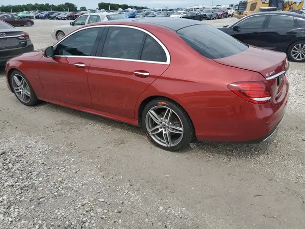 WDDZF4JB5JA472211 2018 MERCEDES-BENZ E-KLASSE - Image 2