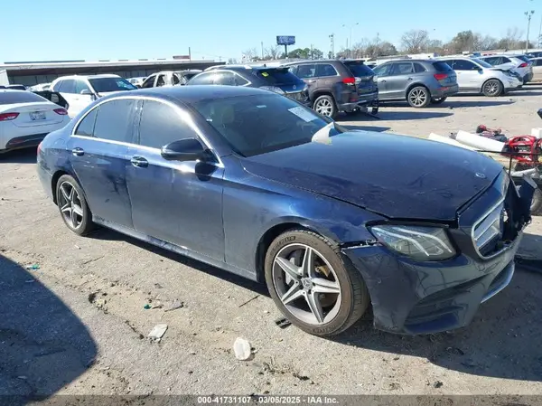WDDZF4JB5KA523255 2019 MERCEDES-BENZ E-KLASSE - Image 1