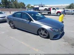 WDDZF4JB5KA529735 2019 MERCEDES-BENZ E-KLASSE