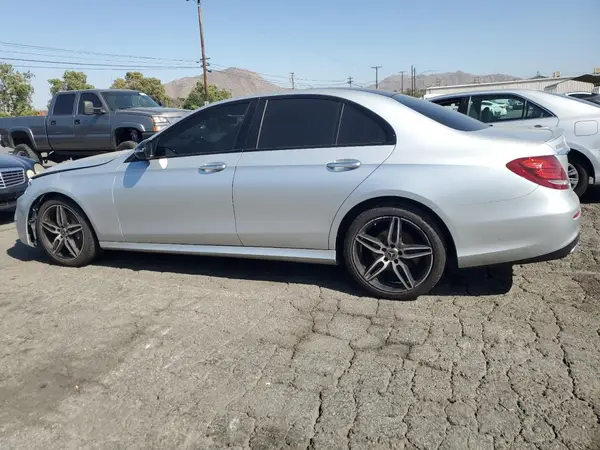 WDDZF4JB5KA584086 2019 MERCEDES-BENZ E-KLASSE - Image 2