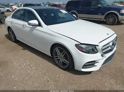 WDDZF4JB5KA605776 2019 MERCEDES-BENZ E-KLASSE