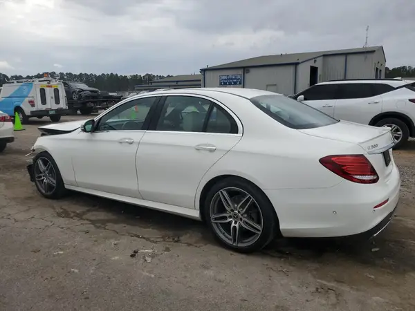 WDDZF4JB5KA641550 2019 MERCEDES-BENZ E-KLASSE - Image 2