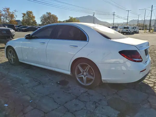 WDDZF4JB6HA024053 2017 MERCEDES-BENZ E-KLASSE - Image 2