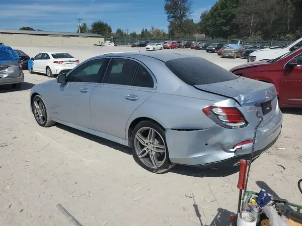 WDDZF4JB6HA033111 2017 MERCEDES-BENZ E-KLASSE - Image 2
