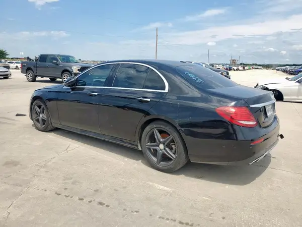WDDZF4JB6HA045632 2017 MERCEDES-BENZ E-KLASSE - Image 2
