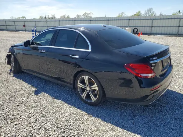 WDDZF4JB6HA048093 2017 MERCEDES-BENZ E-KLASSE - Image 2