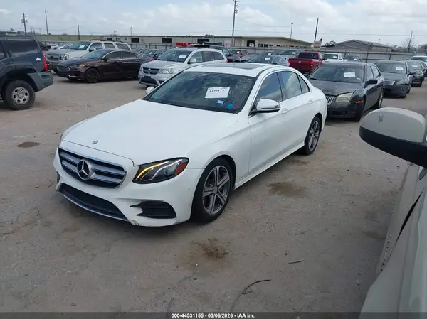 WDDZF4JB6HA074144 2017 MERCEDES-BENZ E-KLASSE - Image 2