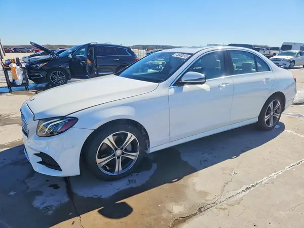 WDDZF4JB6HA081353 2017 MERCEDES-BENZ E-KLASSE - Image 1