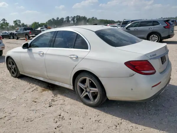 WDDZF4JB6HA091364 2017 MERCEDES-BENZ E-KLASSE - Image 2