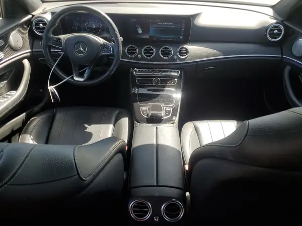 WDDZF4JB6HA186586 2017 MERCEDES-BENZ E-KLASSE - Image 8
