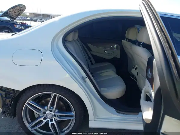 WDDZF4JB6HA196678 2017 MERCEDES-BENZ E-KLASSE - Image 8