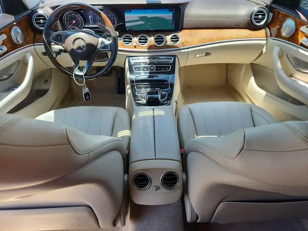 WDDZF4JB6HA205802 2017 MERCEDES-BENZ E-KLASSE - Image 8