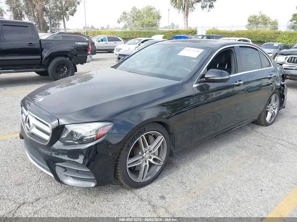 WDDZF4JB6HA210210 2017 MERCEDES-BENZ E-KLASSE - Image 2