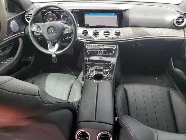 WDDZF4JB6HA225645 2017 MERCEDES-BENZ E-KLASSE - Image 8