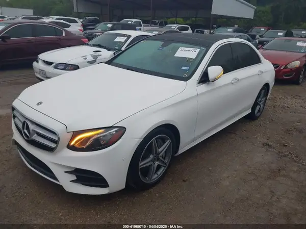 WDDZF4JB6JA388852 2018 MERCEDES-BENZ E-KLASSE - Image 2