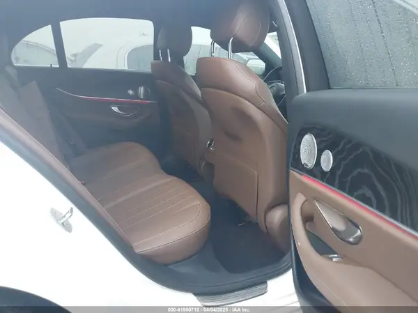 WDDZF4JB6JA388852 2018 MERCEDES-BENZ E-KLASSE - Image 8