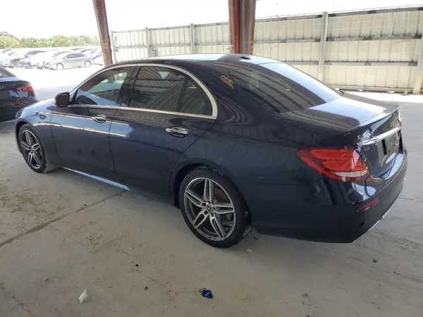 WDDZF4JB6JA442943 2018 MERCEDES-BENZ E-KLASSE - Image 2