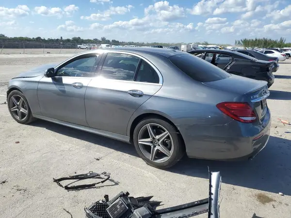 WDDZF4JB6KA516914 2019 MERCEDES-BENZ E-KLASSE - Image 2