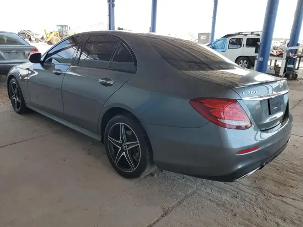 WDDZF4JB6KA524348 2019 MERCEDES-BENZ E-KLASSE - Image 2