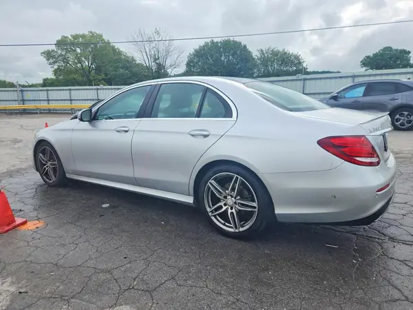 WDDZF4JB7HA045722 2017 MERCEDES-BENZ E-KLASSE - Image 2
