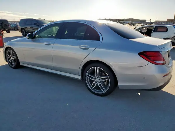WDDZF4JB7HA060057 2017 MERCEDES-BENZ E-KLASSE - Image 2