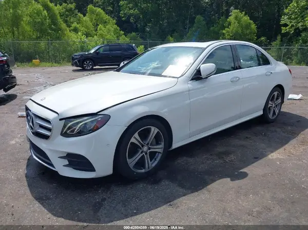 WDDZF4JB7HA108396 2017 MERCEDES-BENZ E-KLASSE - Image 2